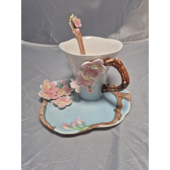 Two’s Company 3D Cherry Blossom Cup & Saucer Set. Porcelain Floral Cute Gift. - Picture 8 of 11